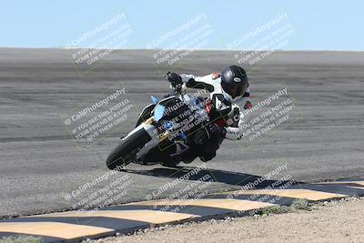 media/Oct-13-2025-Moto Forza (Mon) [[a66d839500]]/4-C Group/Session 2 (Bowl)/